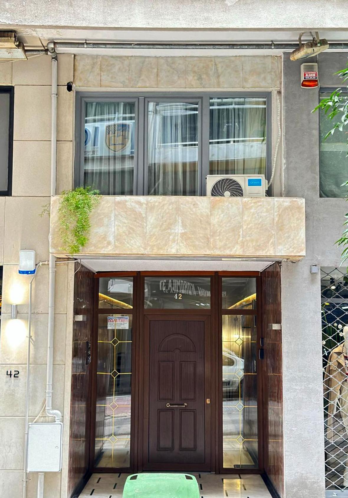 Urban Hide Apartment Thessaloniki Exterior photo